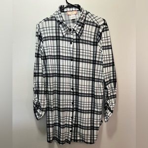 C’est La Vie Women’s Plaid Shirt
